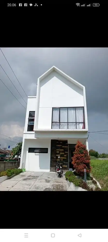 Rumah golden town house