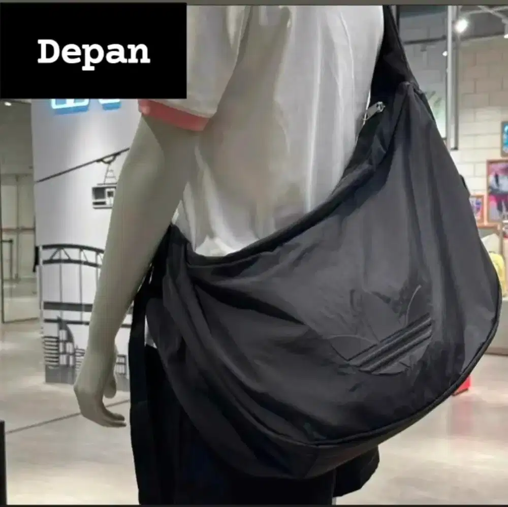 Tas Selempang Adidas Unisex Full Black