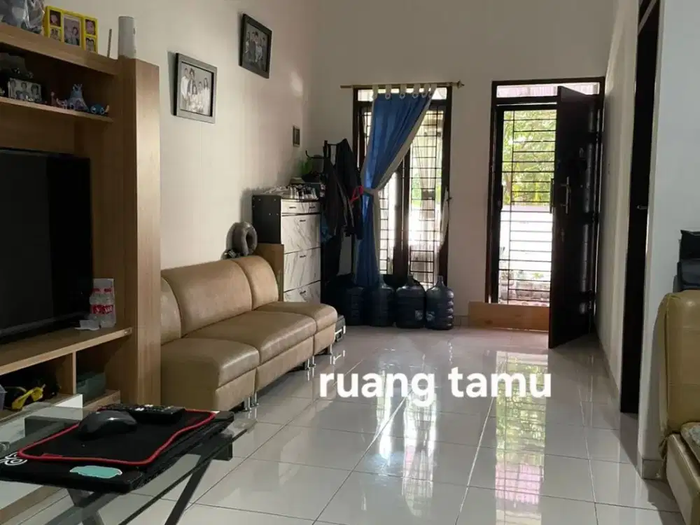 Rumah Nyaman di THI Taman Holis Indah 2