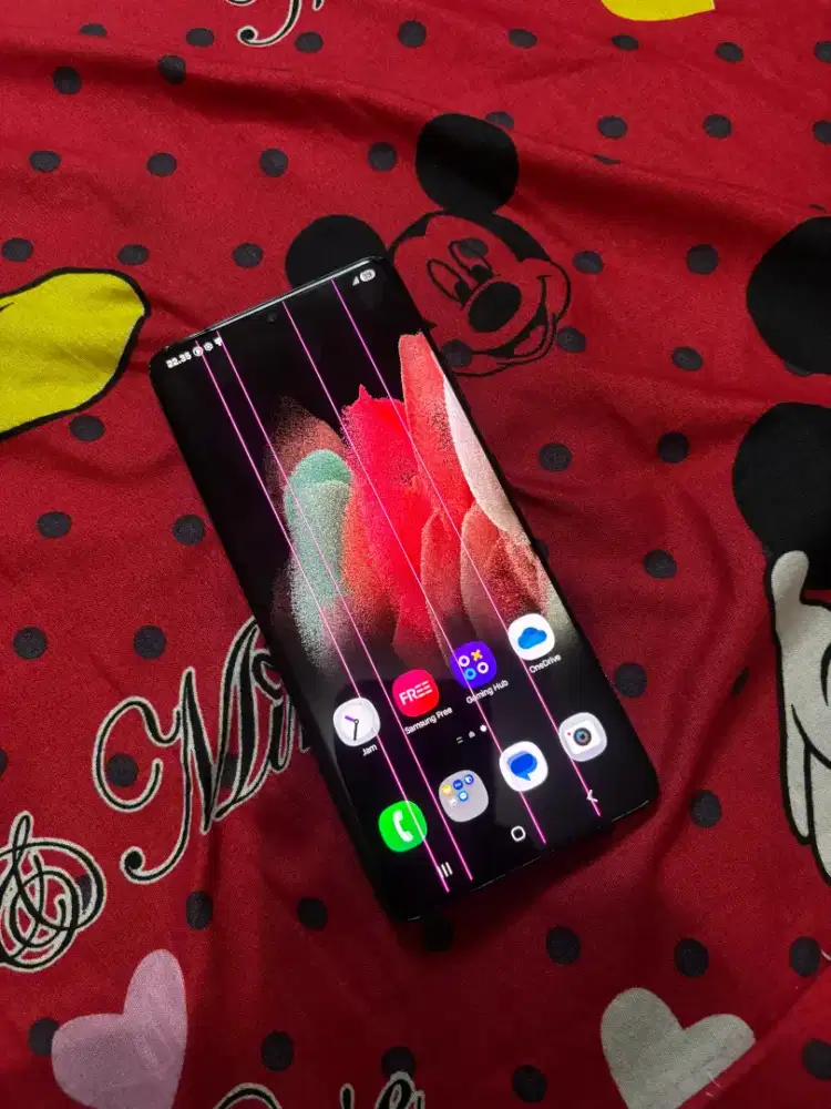 SAMSUNG S21 ULTRA 12/256GB
MINUS GARIS 4, FUNGSIONAL NORMAL