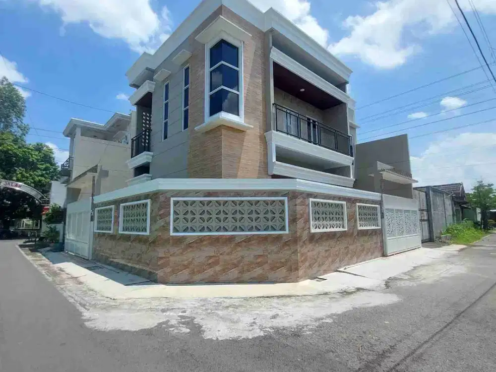 Rumah Baru Mewah Modern Hook Strategis di Karangasem Solo