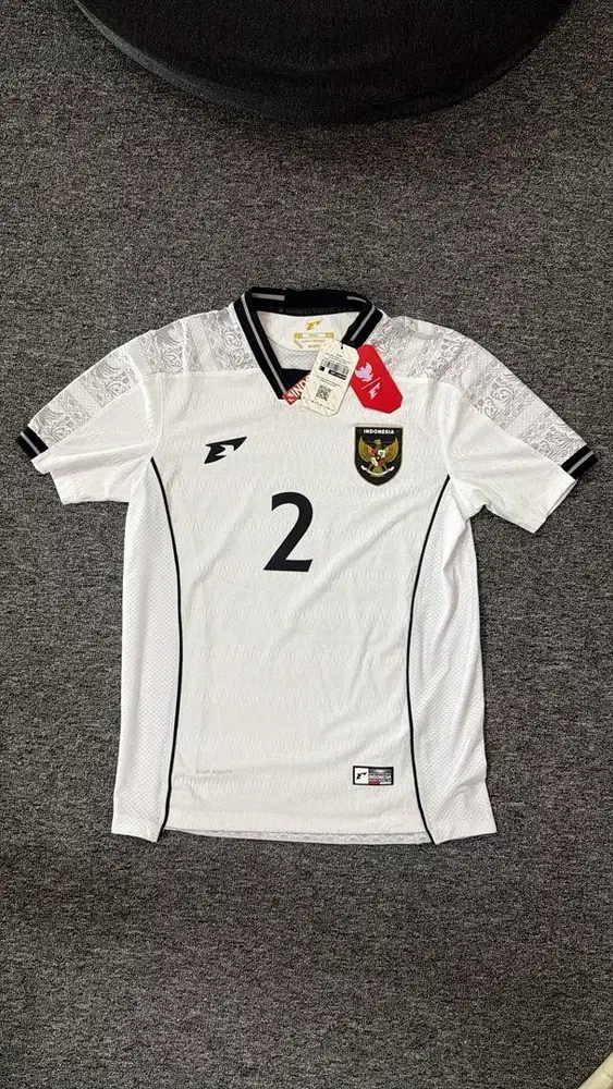 Jersey timnas away player issue Diks - S (BNWT)