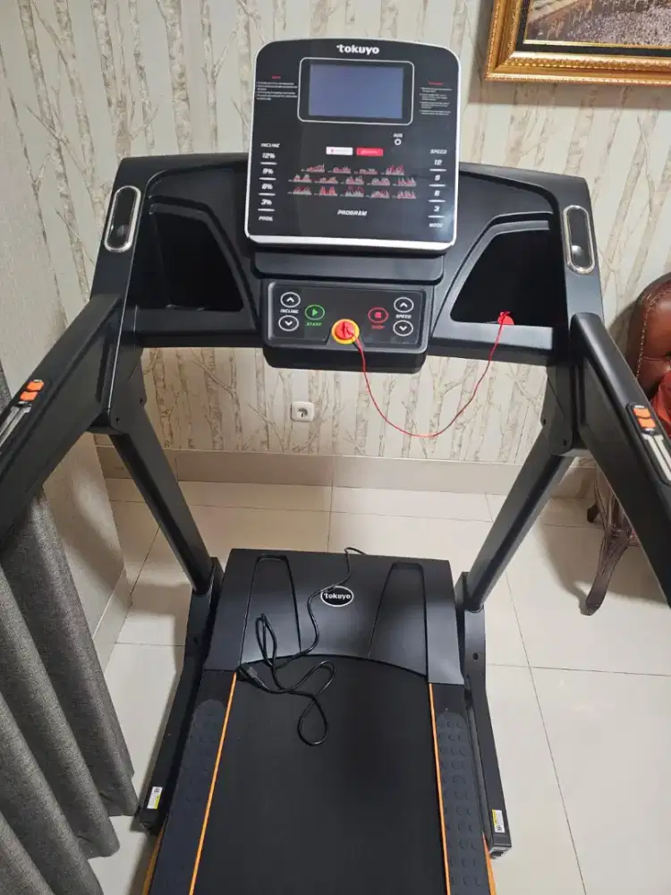 Treadmill Tokuyo