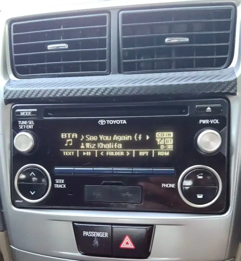 Head unit audio mobil ori