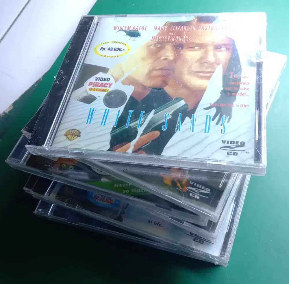 Kaset DVD masih di Segel