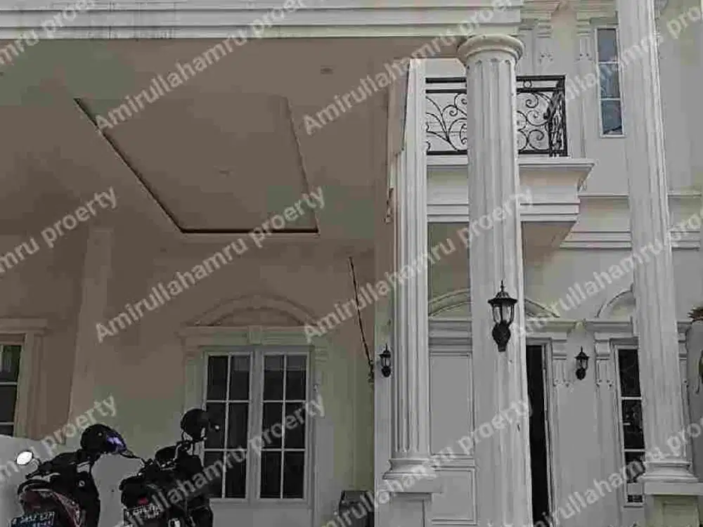 Di jual cepat Rumah classic eropa 2 Lantai | Dalam cluster cibubur plaza.
