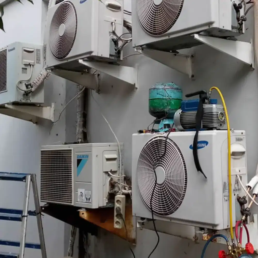 Service Ac,Kulkas,Pompa Air,Mesin Cuci dan Bongkar Pasang AC.