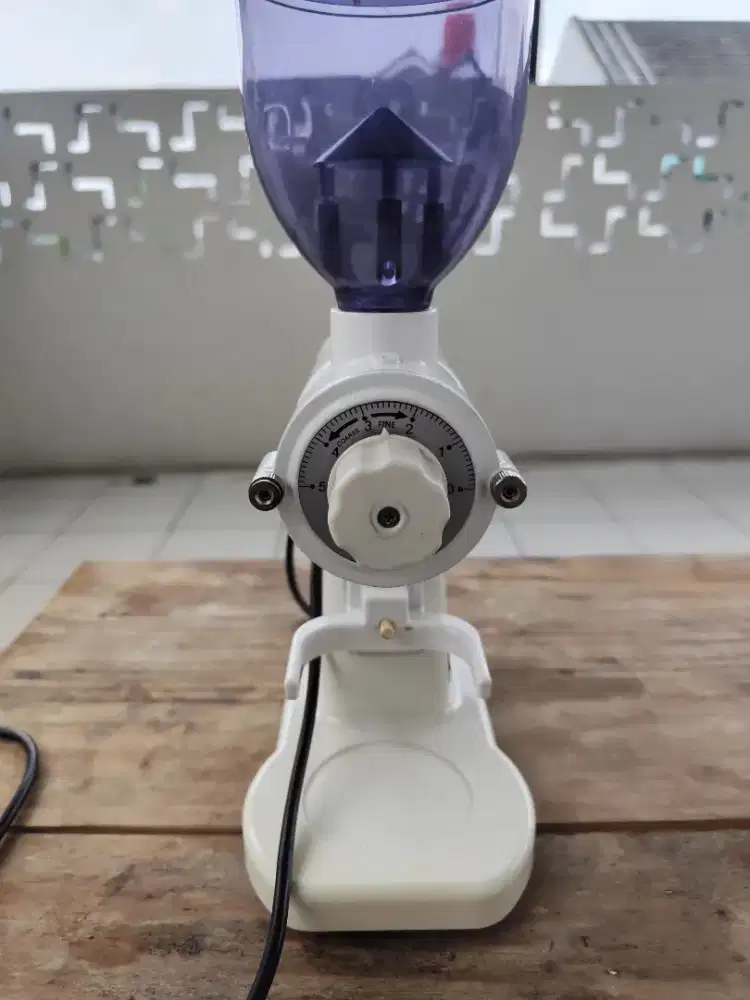 Grinder Latina T60 Libra Putih Original Kopi Penggiling Alt Brewista