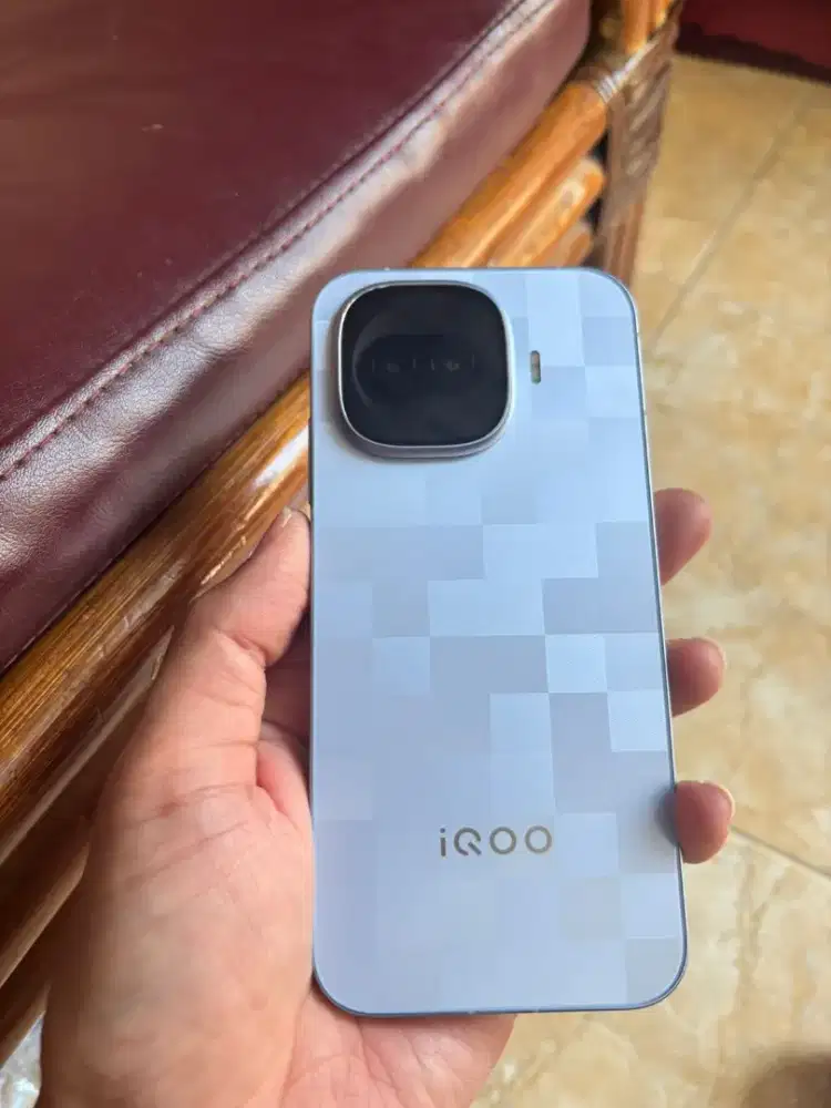 Iqoo 15r 8/256 silver mulus