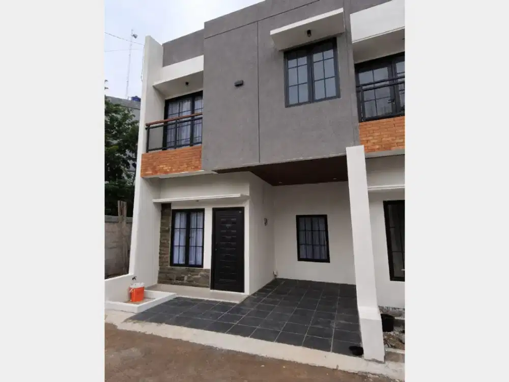 Rumah Siap Huni strategis lubang buaya dekat Trans jakarta Pinaranti