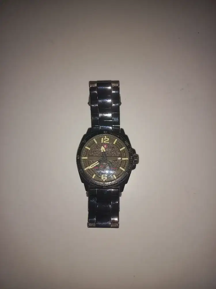 Jam tangan pria
