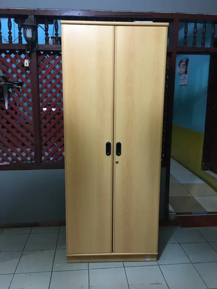Lemari arsip like new