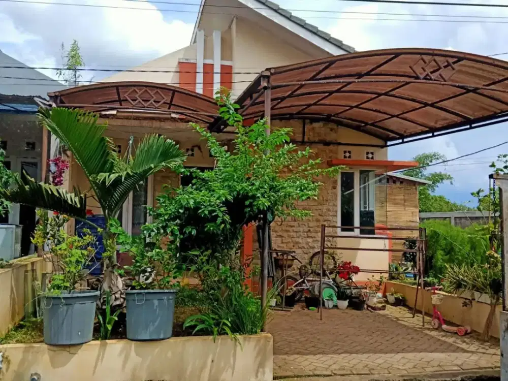 Rumah Semi Villa Berada di Daerah Dingin Parongpong Bandung Barat