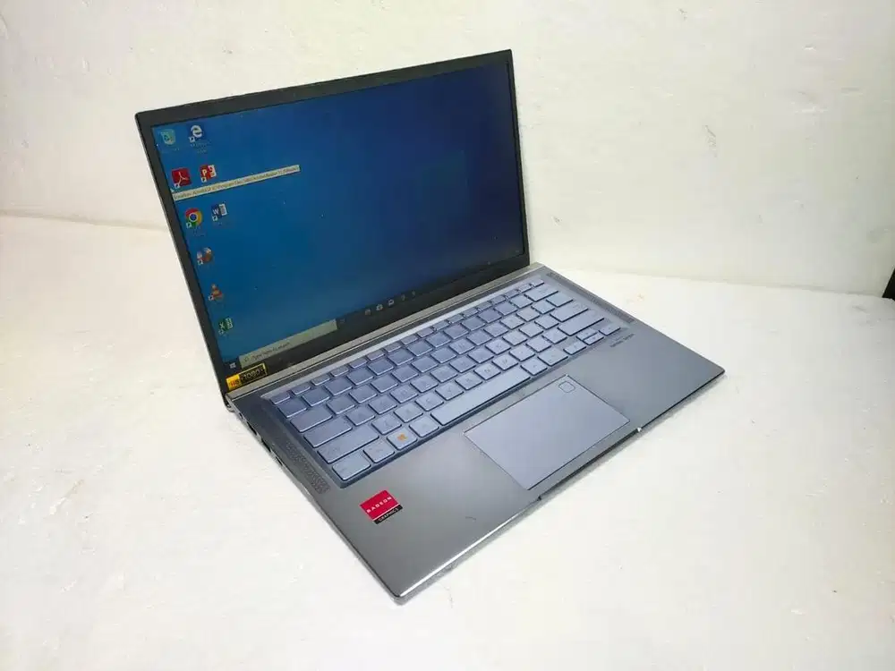 Asus Zenbook UM431D / UX431DA AMD Ryzen 7-3700U RAM 8GB SSD 512GB FHD