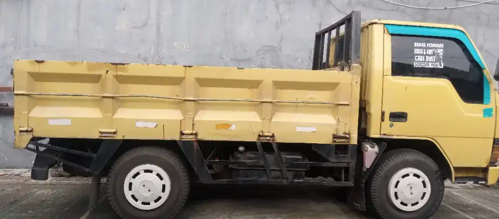 Jasa truk pindahan dan logistic