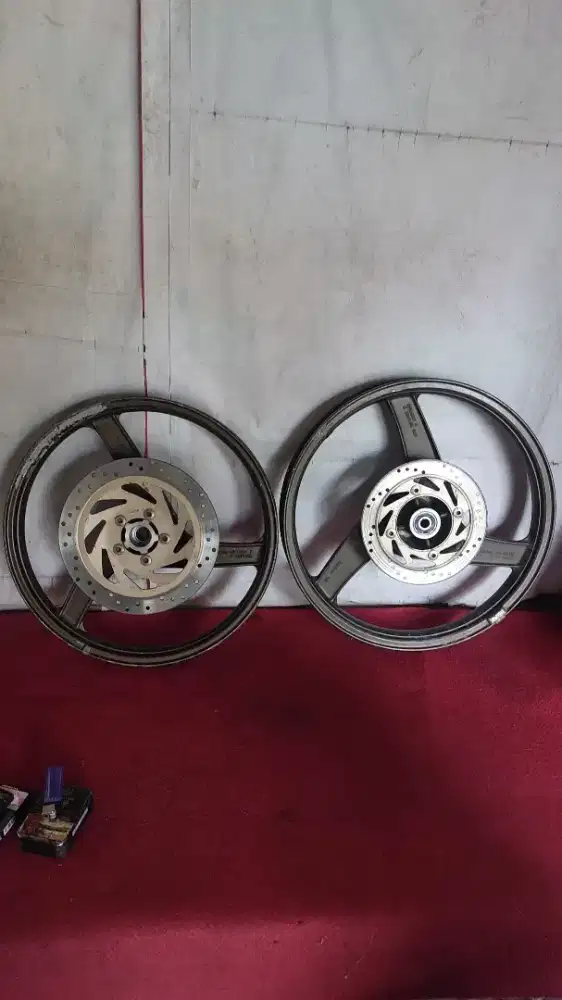 Velg ninja R copotan merk enkei