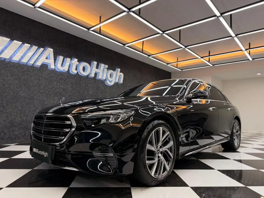 DP10% [Km7.000] E200 Exclusive 2024 Black Reg 2025 #AUTOHIGH