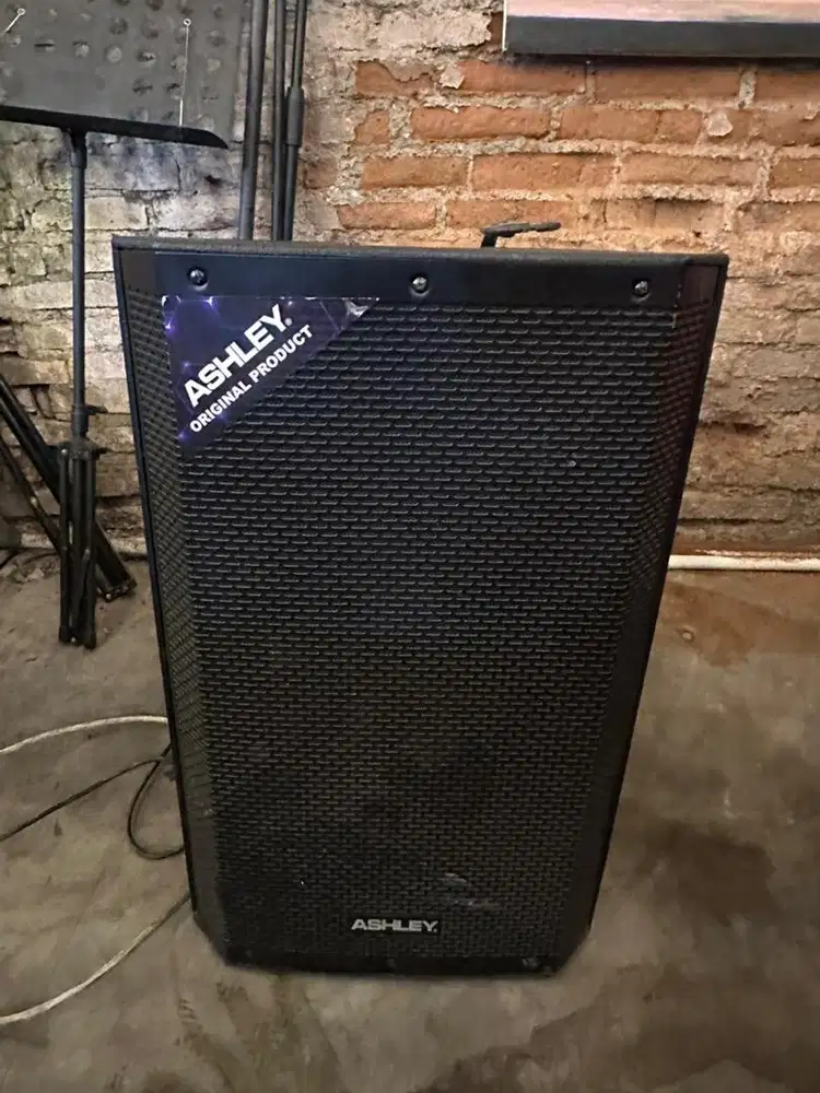 SPEAKER AKTIF ASHLEY Bekas ACT 600
