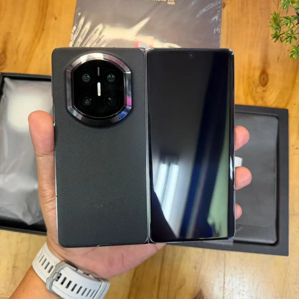 Like new Huawei Mate x7 16/512GB Black Garansi resmi Maret 2027