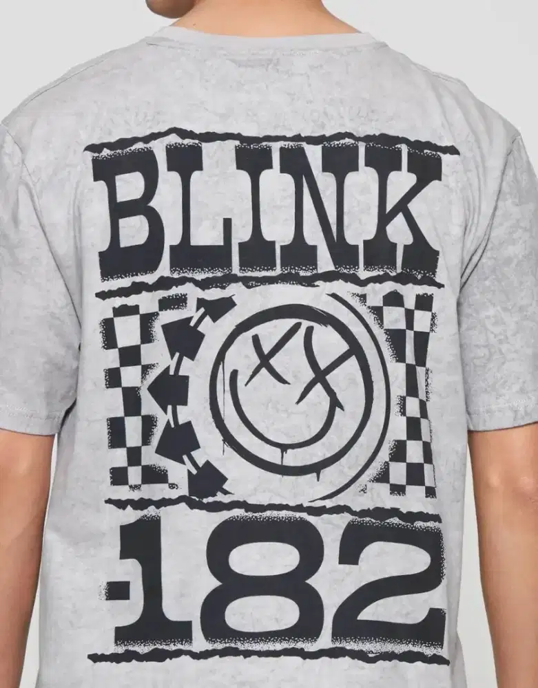 Kaos Band Blink 182 Original (Limited) - M