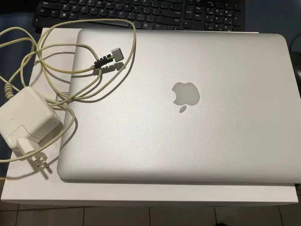Macbook air 2017 13inch ex ibox
