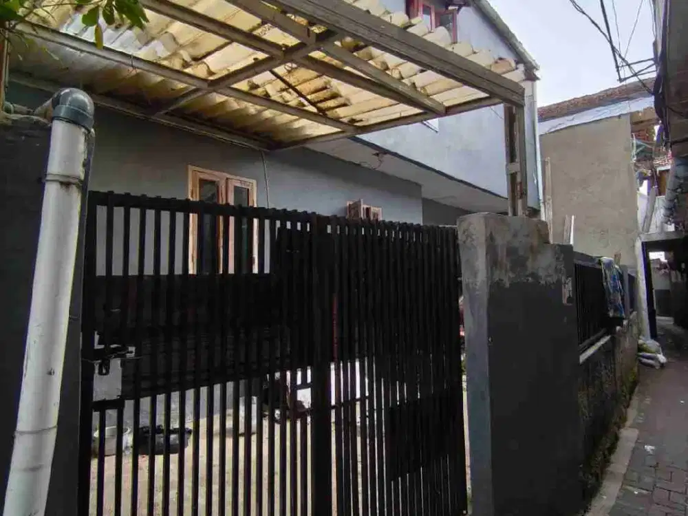 Dijual Rumah Kosan Aktif 9 Kamar Daerah Moch. Toha
