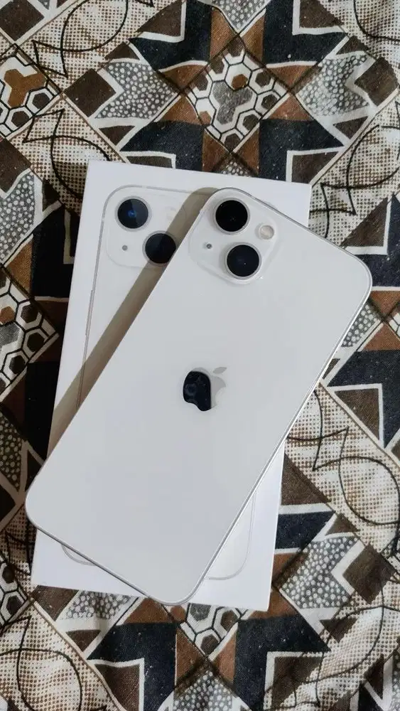 Iphone 13 starlight