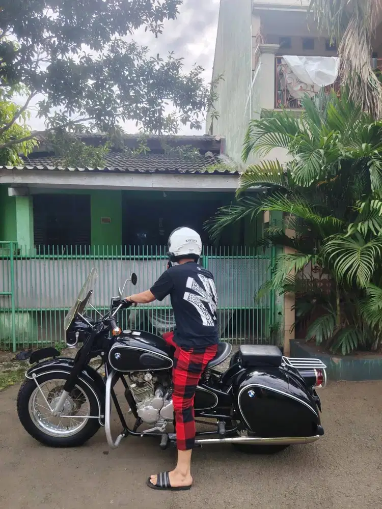 Basic scorpio yamah 225  Concept nya bmw R60 bober set box