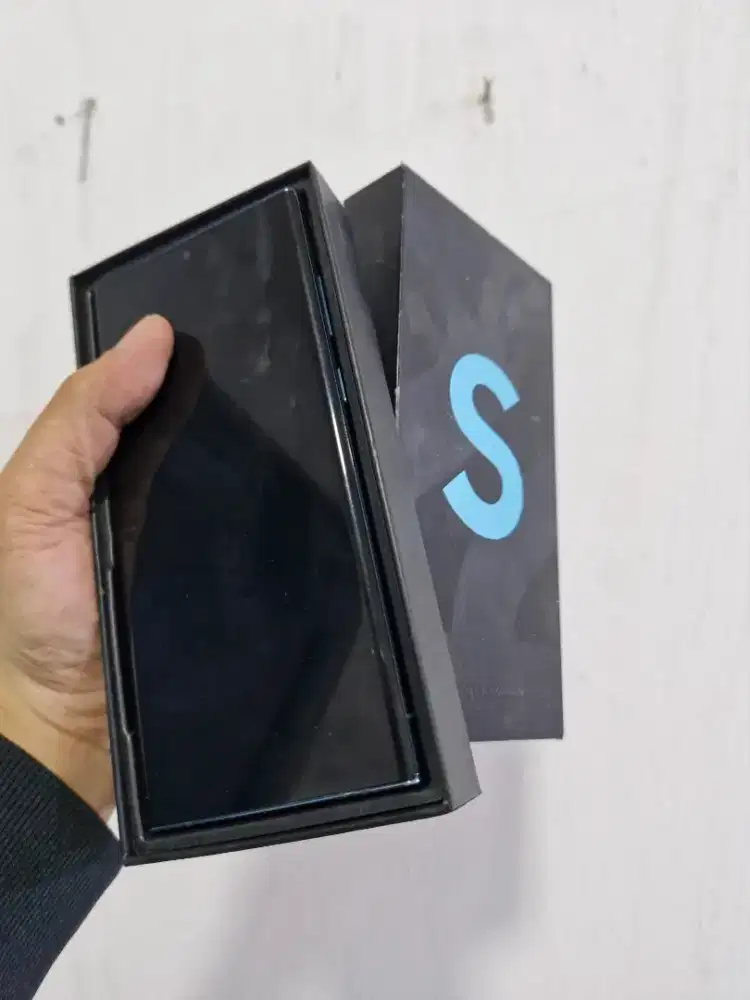 Samsung s22 ultra 12/512 lengkap