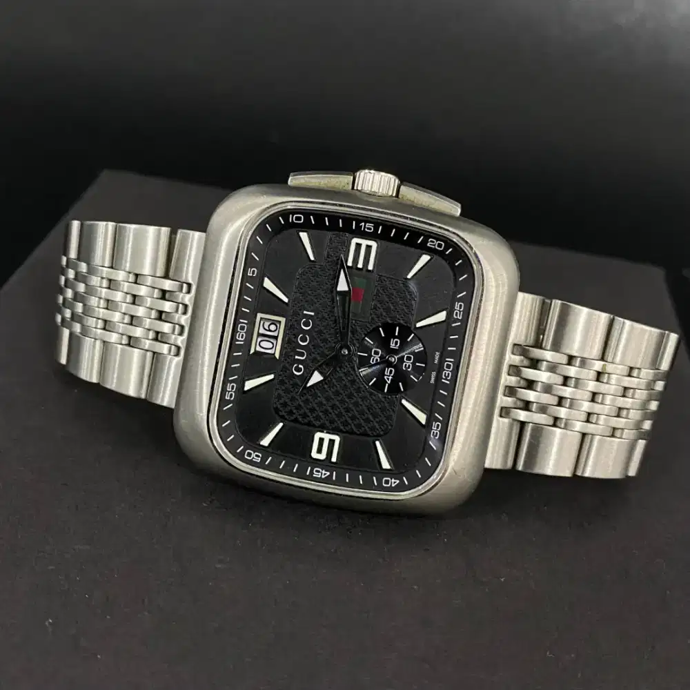 [For Sale] Gucci G-Coupe black dial grande date Quartz YA131305