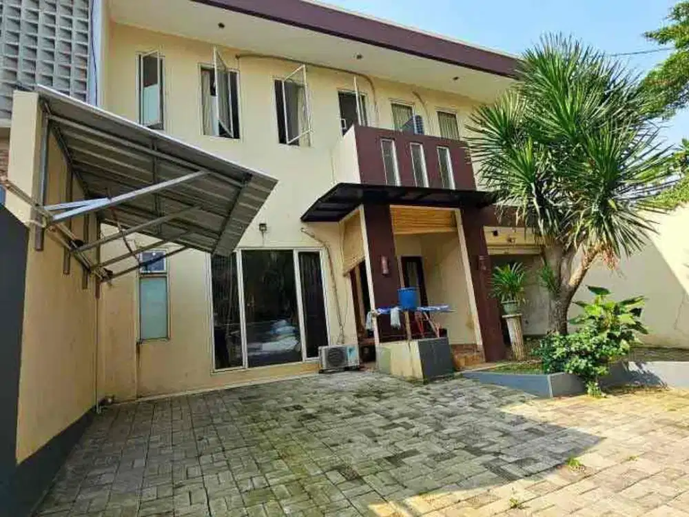 Dijual Rumah Nyaman luas 302 di Komplek Megapolitan Cinere , dekat Tol Limo