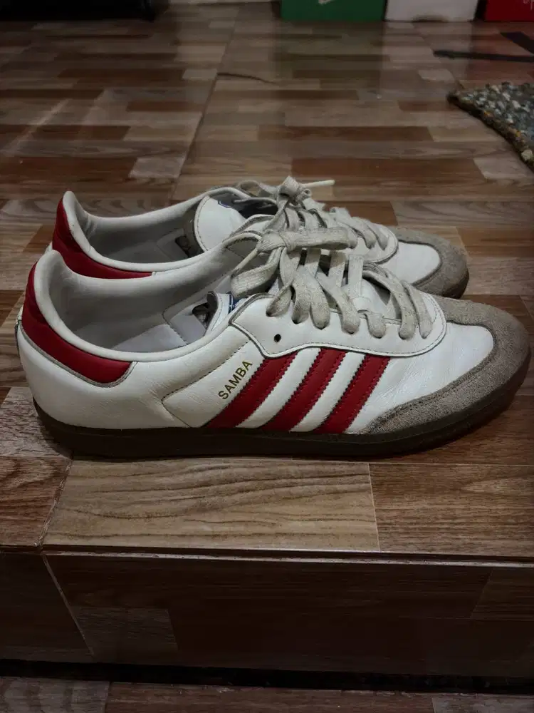 Samba Adidas Merah Putih preloved ukuran 46