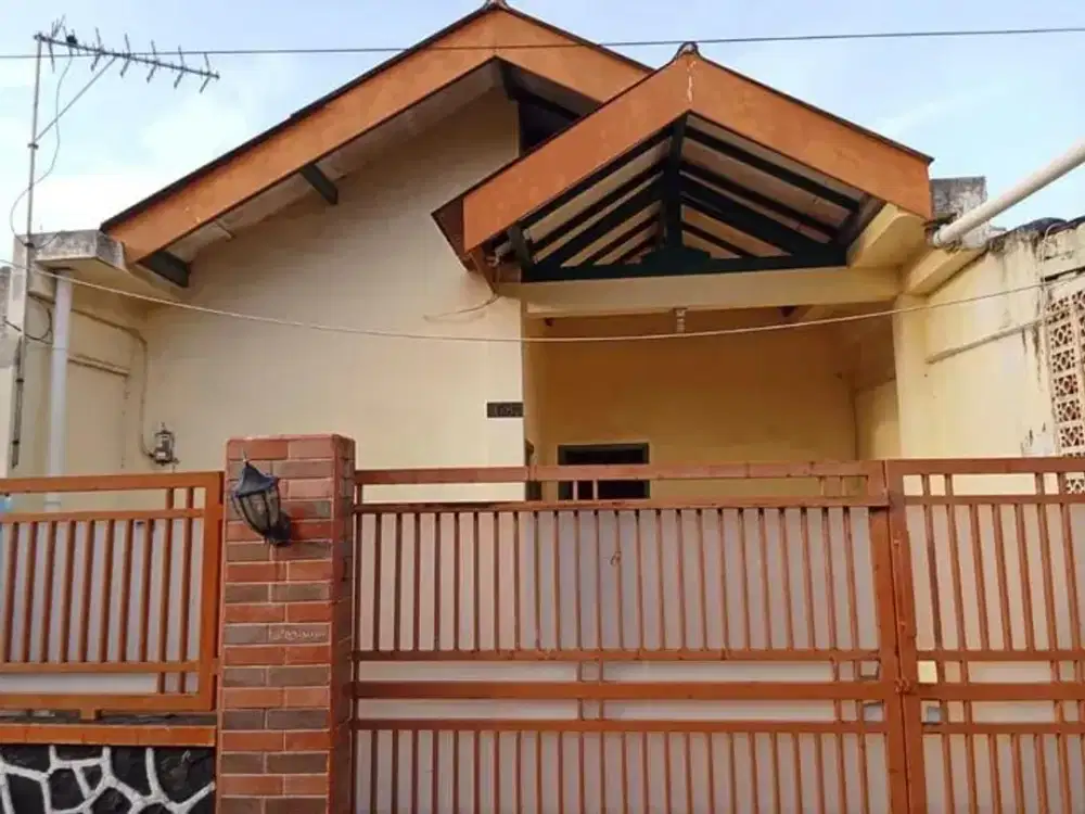 Dijual rumah di daerah Jakasampurna Bekasi selatan