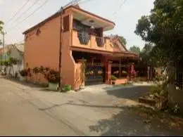 RUMAH KONTRAKAN MALANG RAYA FULL PRABOT 5 KAMAR DAN GARASI LUAS