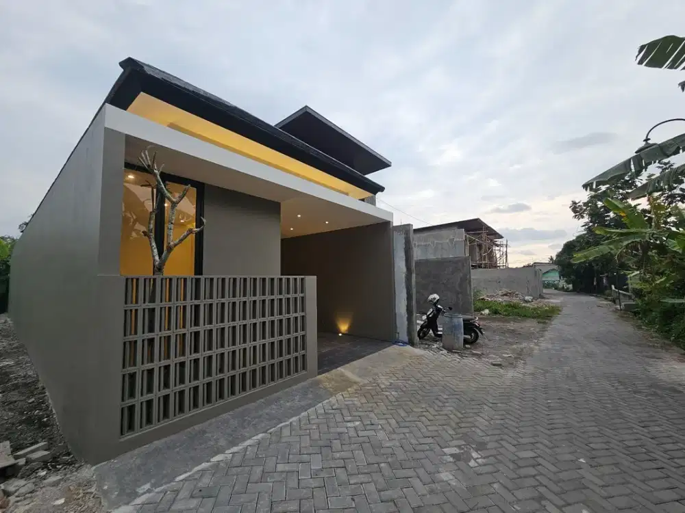 Rumah Mewah Siap Huni dekat UII dan UGM Jalan Kaliurang km10 Ngaglik Sleman