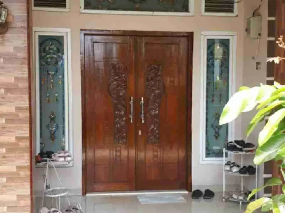 rumah mewah disewa murah plus isi