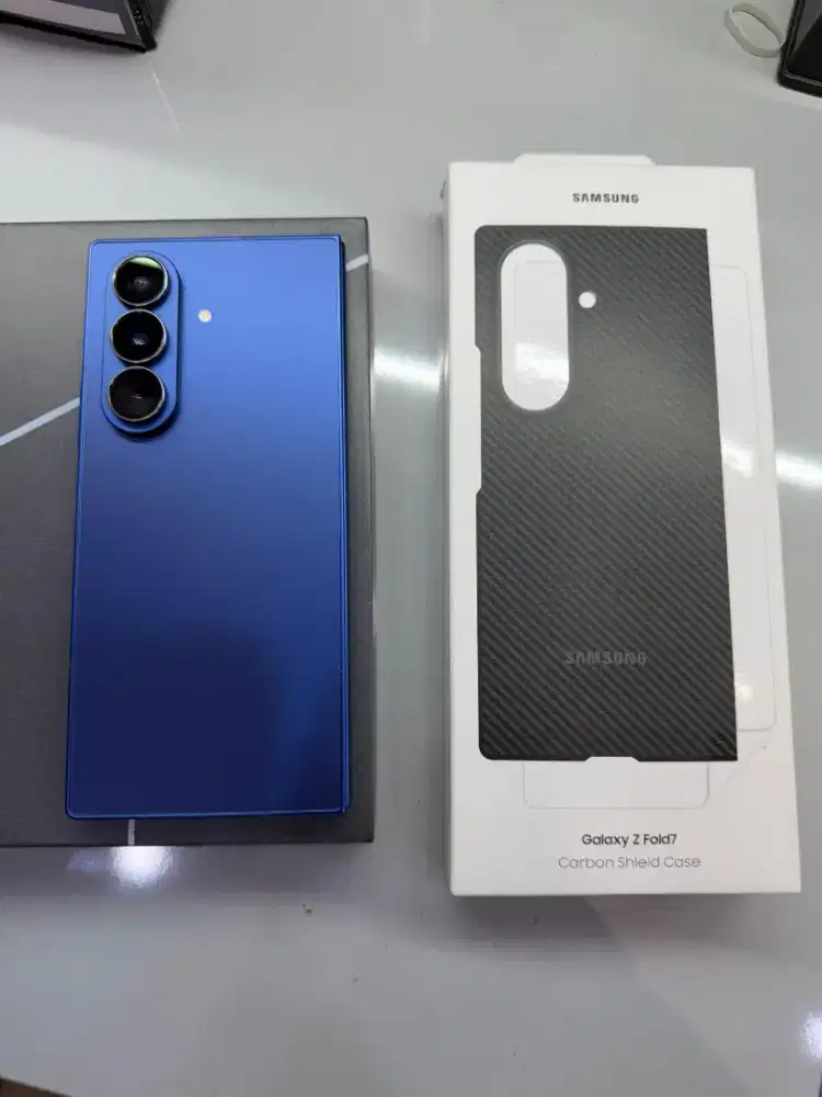 Samsung galaxy Z Fold 7 12/256gb