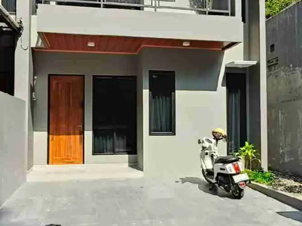 RUMAH BESAR SIAP HUNI TANAH LUAS DIJUAL DI NGEMPLAK