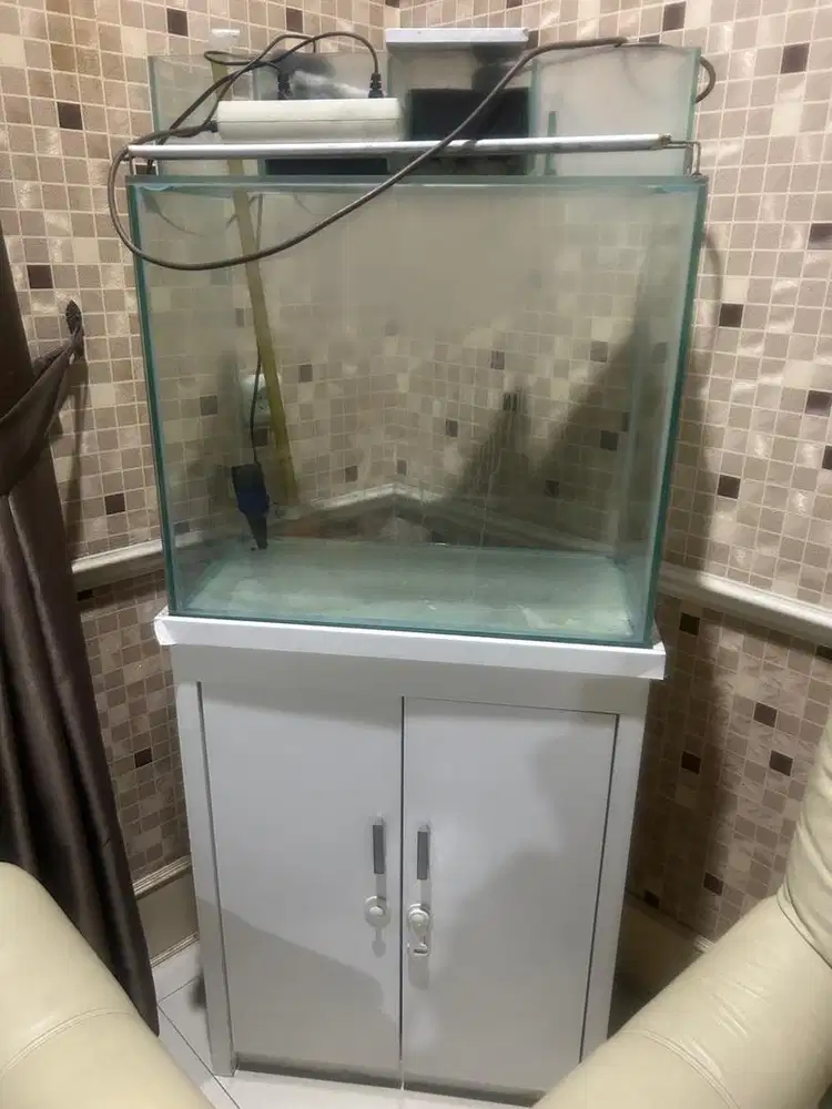 Aquarium bekas dijual