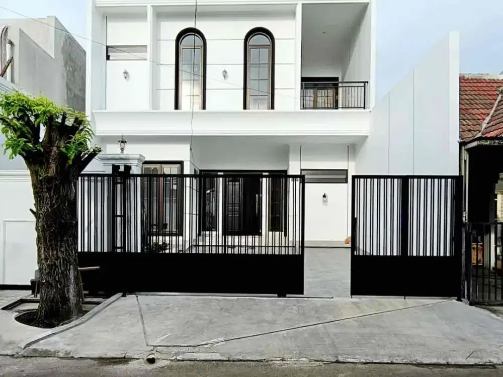 Di Jual Rumah Dua Lantai Bagus Dekat Akses Tol Dan Berbagai Fasilitas Umum BSD