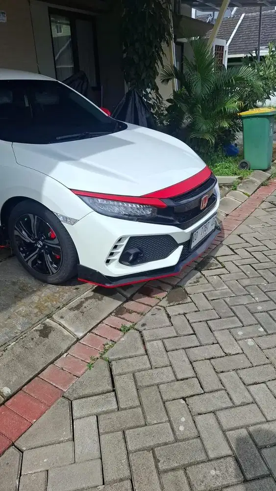 Honda Civic 1.5 Turbo Thn. 2018 Sangat Mulus & terawat seperti baru