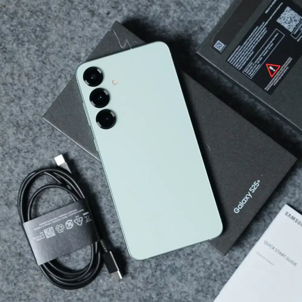 Samsung S25 Plus 512GB Like New