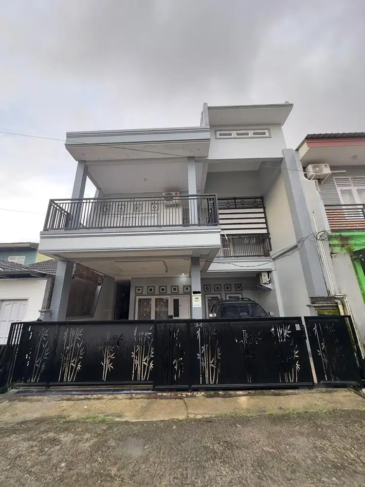 Dijual Rumah 2 lantai