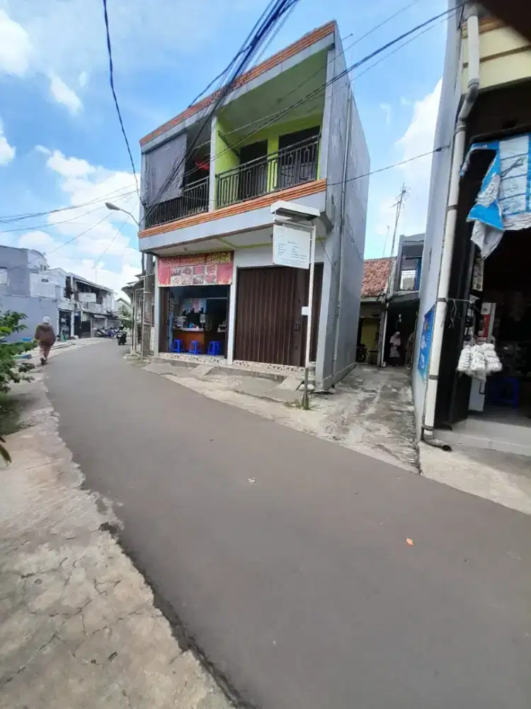 Disewakan Kios 2 Lantai dekat Perumahan Griya Depok Asri
