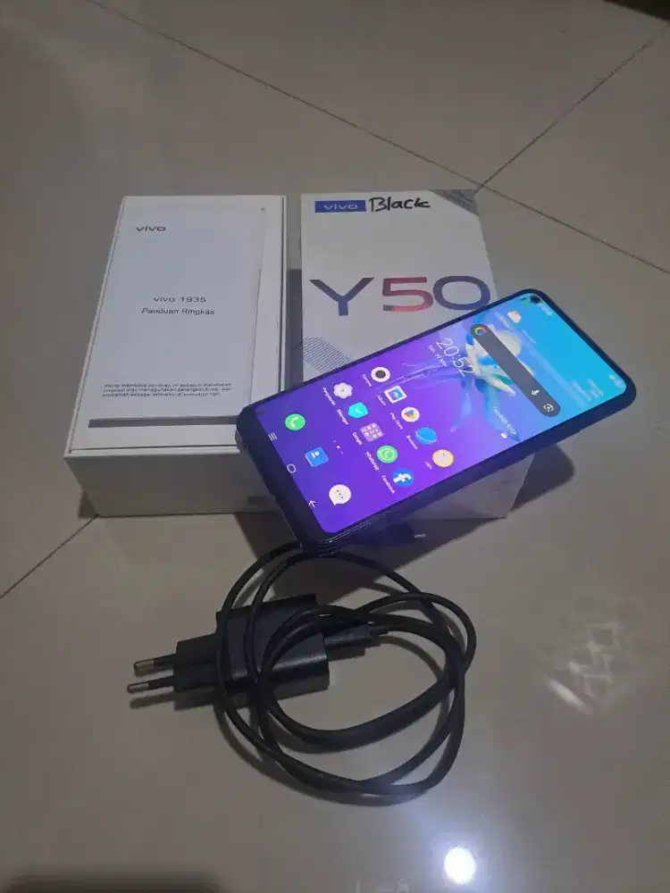 Handphone Vivo Y50 Bekas