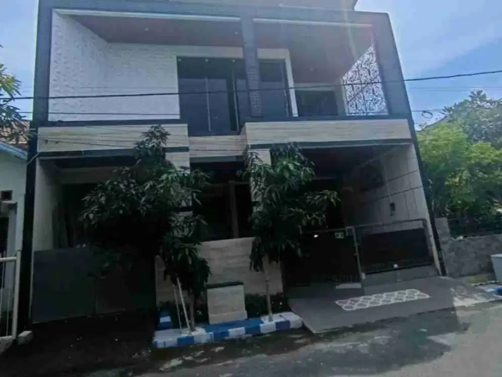 RUMAH 2 LANTAI DI PERUMAHAN. TAMAN PINANG INDAH DIJUAL MURAH ADA KOLAM RENANG SIDOARJO KOTA