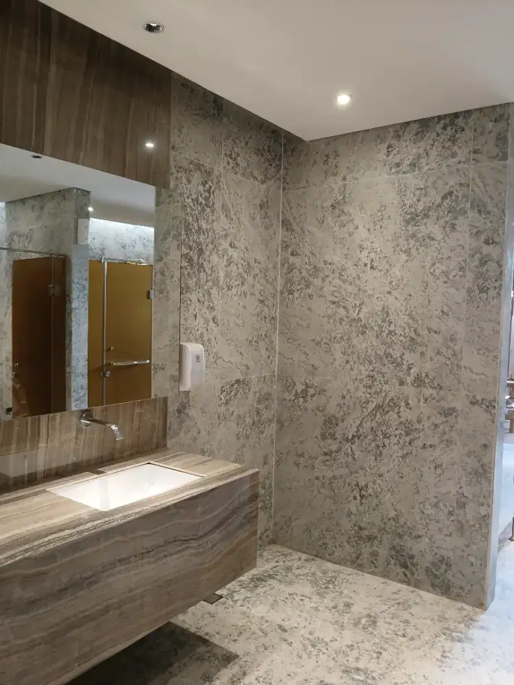 Tukang Pasang Quadra, Marmer, Granit. Kontraktor Bangun Rumah Mewah