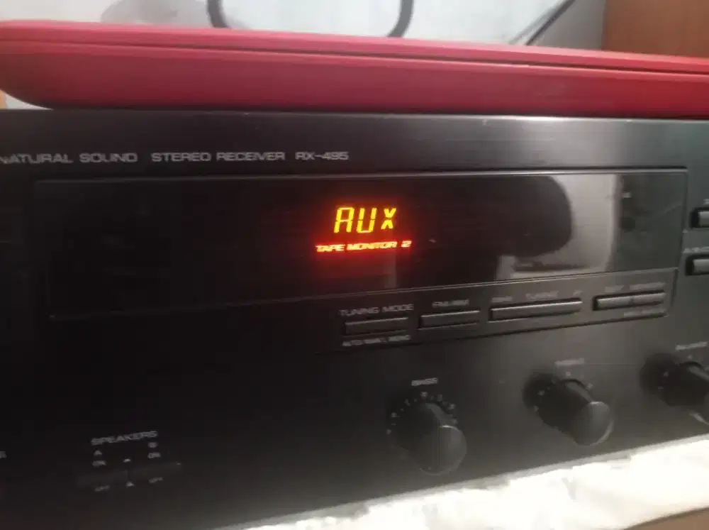 Amplifier Yamaha RX -495 + Speaker Tannoy Mercury M2 made' in Eropa.