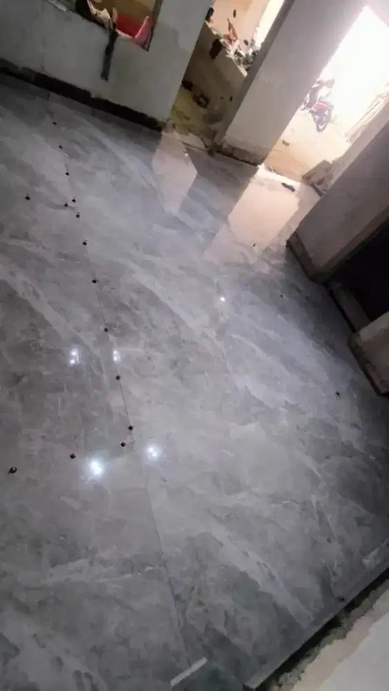 Tukang Pasang Quadra, Marmer, Granit. Kontraktor Bangun Rumah Mewah