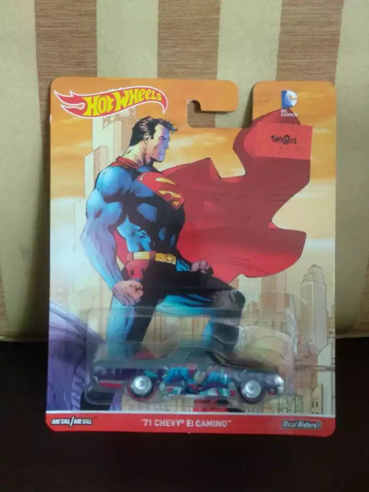 Hot Wheels '71 Chevy El Camino dari seri DC Comics Superman. 